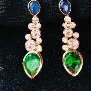 EXQUISITELY BEAUTIFUL SPARKLING EARRINGS (CLIPS)